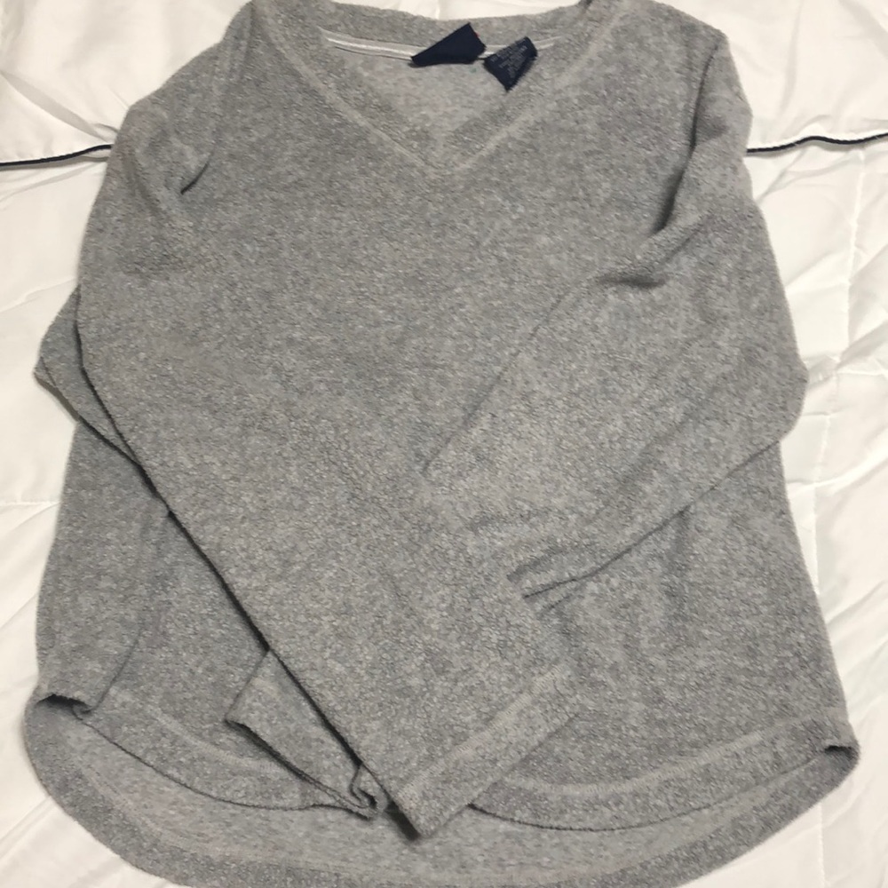 fleece v neck sweater